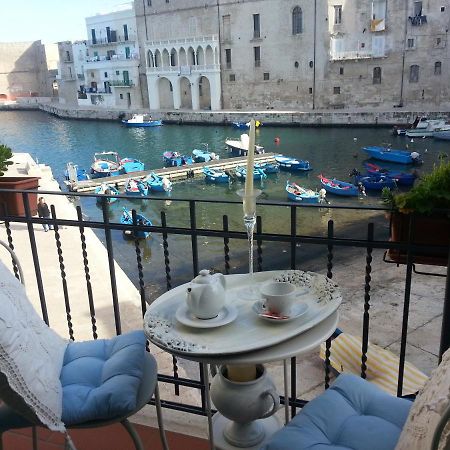 Palazzo Venezia - Luxury Holiday Rooms Monopoli Eksteriør bilde