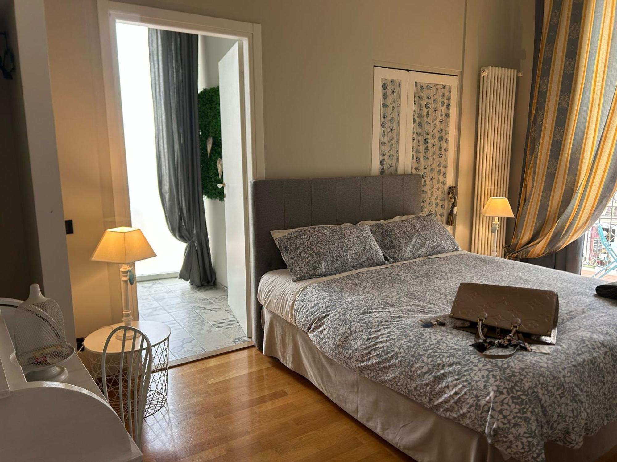 Palazzo Venezia - Luxury Holiday Rooms Monopoli Eksteriør bilde
